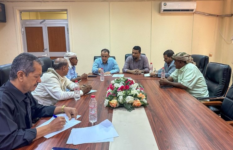 الزراعة والثروة السمكية تبحث تنظيم الصيد البحري في سقطرى