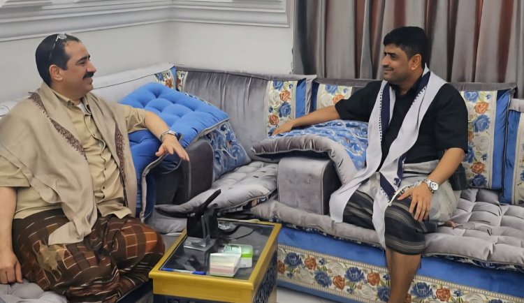 وزير الداخلية يلتقي مدير شرطة أبين ويشيد بجهود مكافحة التهريب