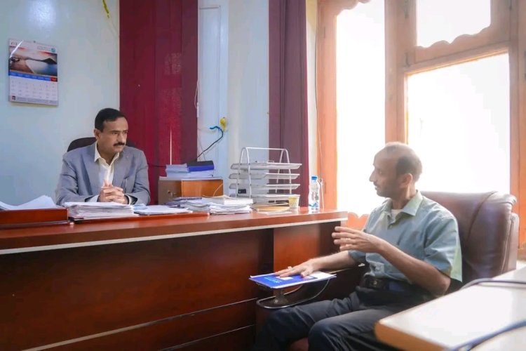 المحافظ بن الوزير يطلع على نشاط فرع هيئة الشؤون البحرية ويؤكد على أهمية دورها السيادي والرقابي