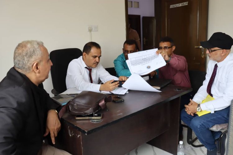 فريق التوجيه والرقابة الرئاسية يطّلع على مهام إدارات الهيئة التنفيذية لانتقالي لحج