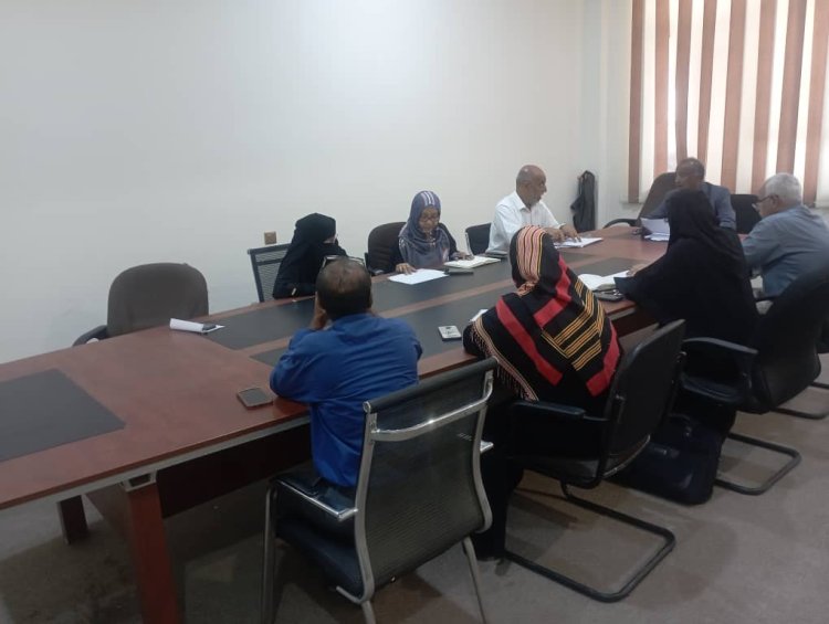 إجتماع تنسيقي بين وزارة الزراعة والصناعة والتجارة لبحث تسعيرة المنتجات الزراعية في عدن
