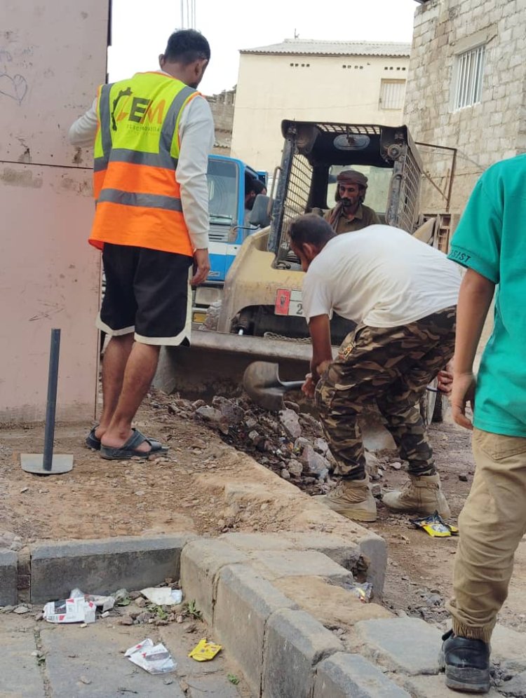 مؤسسة أولاد الصغير التنموية تواصل العطاء شباب حي الرصافي يصنعون الفرق لليوم الثاني