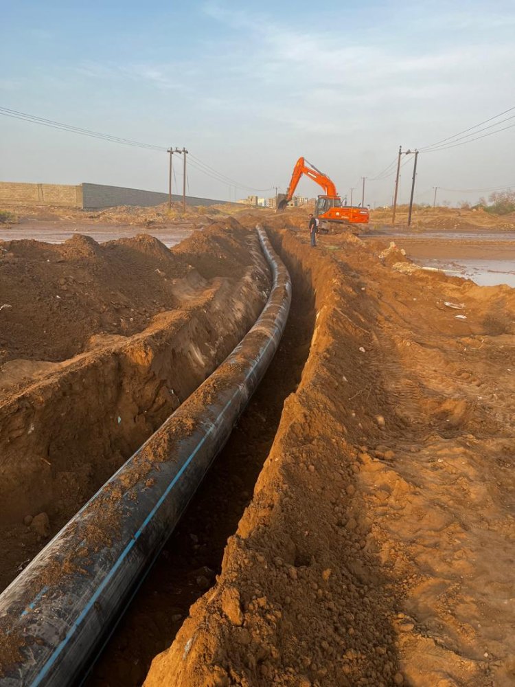 مؤسسة مياه عدن تنهي أعمال إصلاح الخط الرئيسي المتضرر من السيول في منطقة الحسوة