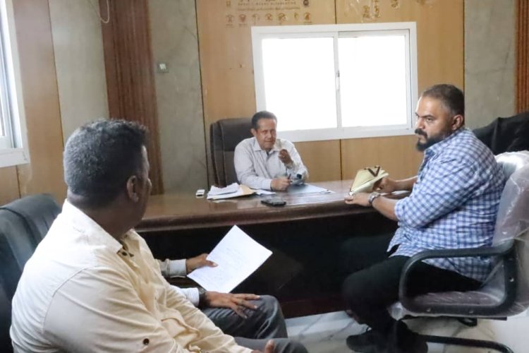 رئيس تنفيذية انتقالي لحج يبحث مع مؤسسة أولاد الصغير التنموية تدخلاتها في معالجة أضرار السيول بالمحافظة