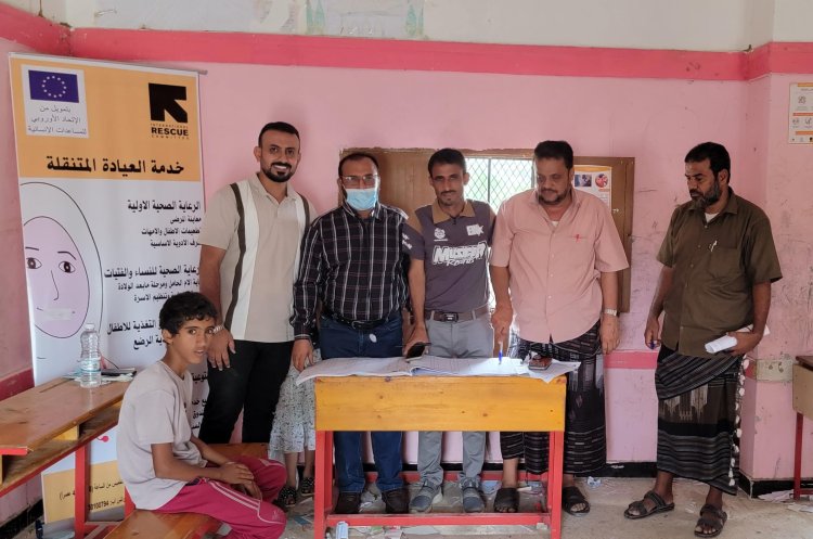 نائب مدير مكتب الصحة بأبين ينفذ نزولا ميدانيا إلى العربة الطبية المتنقلة بلودر