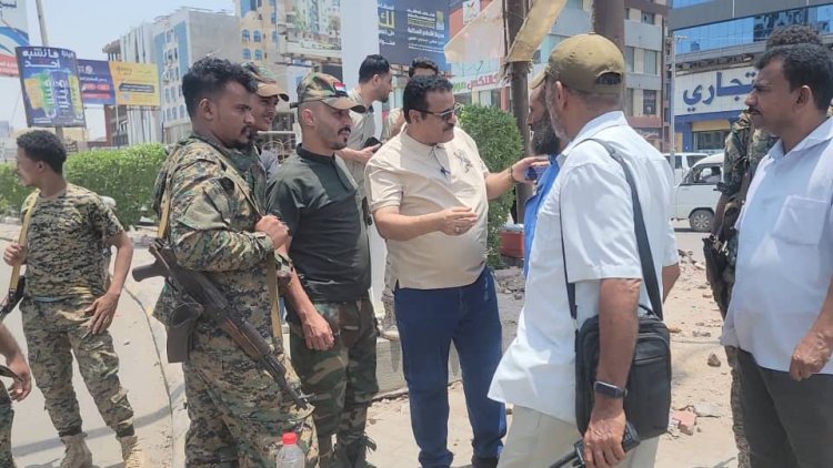 مدير عام المنصورة يدشن التشغيل التجريبي للإشارات المرورية الضوئية في عدد من الشوارع بالمديرية