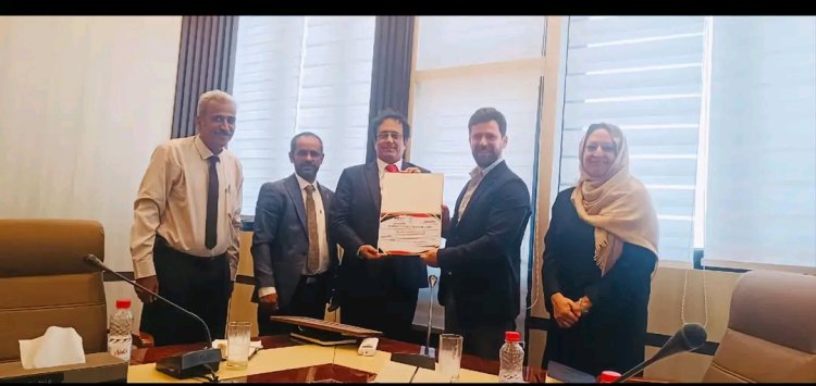 شبوة تعزز شراكتها مع أطباء بلا حدود وتكرّم جهودها الإنسانية