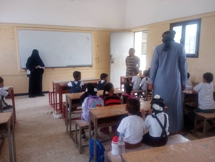 مدير مكتب التربية بزنجبار يدشّن العام الدراسي الجديد 2025 – 2026م