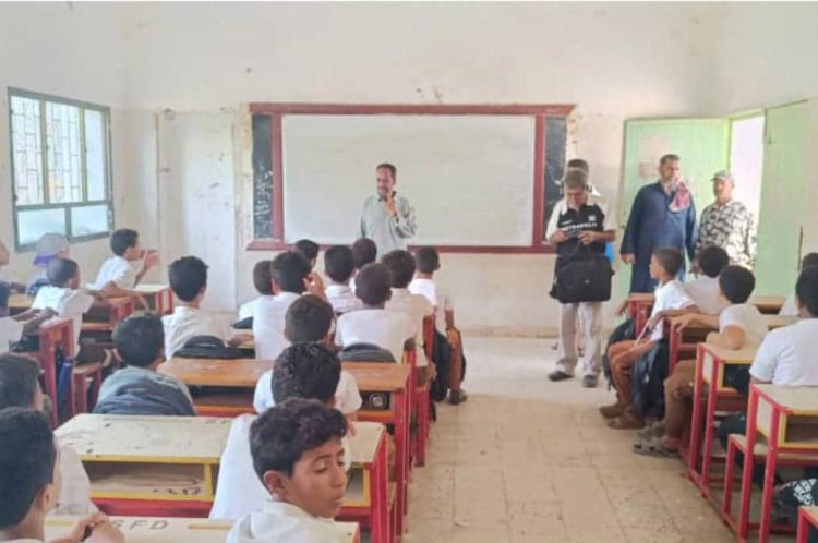 مدير عام مديرية خنفر يدشّن العام الدراسي الجديد في مدارس المديرية