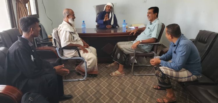 مدير عام مديرية القطن في زيارة لمحكمة القطن الابتدائية