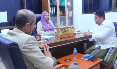 نيابة الصناعة تناقش مع نقابة الأدوية ومكتب الصحة آليات ضبط السوق وتخفيض الأسعار