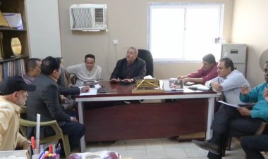 فريق التوجيه والرقابة الرئاسي ينفذ نزول إلى مكتب التجارة والصناعة في محافظة لحج للاطلاع على جهود عمله