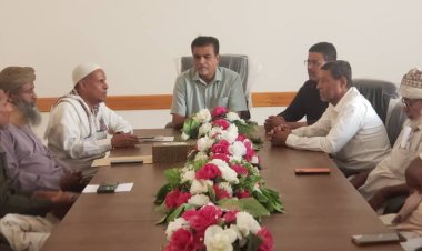 مدير عام مديرية القطن يدشن مرحلة القبول والتسجيل في المعهد المهني الصناعي القطن