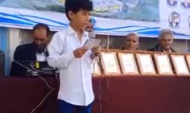 الطالب عبدالله العلائي يخطف الأنظار في تقديم الحفل التكريمي بيافع رصد.          كتب فهد حنش أبو ماجد