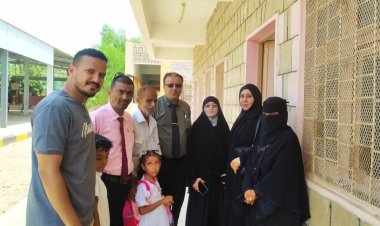 قيادات تعليمية بالانتقالي تتفقد تلاميذ الصم والبكم بمدرسة ردفان للتعليم الأساسي