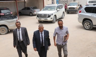 فريق التوجيه والرقابة الرئاسي يتفقد الهيئة العامة للمصائد السمكية بالمهرة .