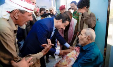 محافظ شبوة يتفقد الخدمات الطبية في مستشفى الشيخ محمد بن زايد التعليمي