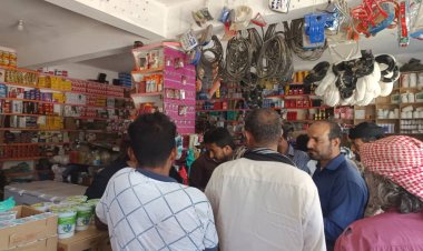 مكتب التجارة والأمن العام في يافع رصد ينفذان حملة رقابية على الأسعار في منطقة رخمة