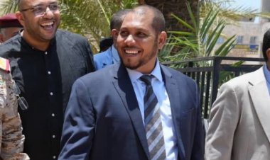 محافظ سقطرى يؤيد قرارات الزُبيدي ويصفها بخطوات استراتيجية لإعادة بناء الجنوب