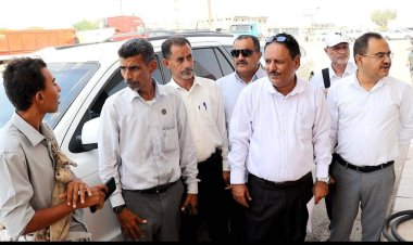 تنفيذية انتقالي لحج والسلطة المحلية ينفذان حملة مشتركة لمراقبة أسعار الوقود والسلع الغذائية