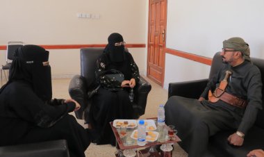 مدير عام شبام يبحث مع مؤسسة صُنّاع البركة تنفيذ برامج تدريبية لتأهيل الكوادر التعليمية