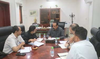 العقربي يبحث مع مدير مشروع شريان تعزيز الشراكة لتمويل مشاريع حيوية في عدن