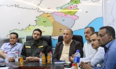 فريق التوجيه والرقابة الرئاسي يزور إدارة أمن محافظة لحج ويطلع على جهود عملها