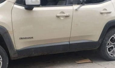 رصاص مجهول يغتال مديرة النظافة في تعز.. المدينة التي تئن تحت حكم الإخوان