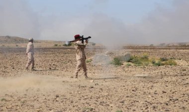 لواء حضرموت ينفذ مشروع رماية بسلاح الآر بي جي ٧ في ختام دورة تخصصية للسلاح بمعسكر قيادته في لبنة بارشيد