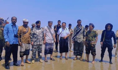 انتقالي أحور والسلطة المحلية يستقبلان رئيس انتقالي أبين والوفد المرافق له للوقوف على قضية السفينة الهندية