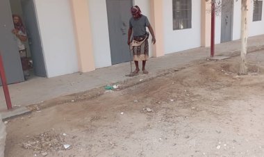 صندوق النظافة بأحور ينفذ حملة لإزالة المخلفات من حرم مجمع الزهراء