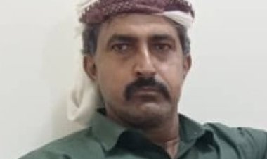 مدير عام يافع رصد يعزي العميد وسيم العُمري بوفاة والدته