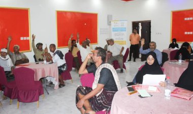 منظمة صنّاع النهضة ومؤسسة شباب أبين ينفذان ورشة عمل بخنفر لمراجعة أصحاب المصلحة وتحليل نتائج قضايا النزاع ضمن مشروع بناء من أجل السلام