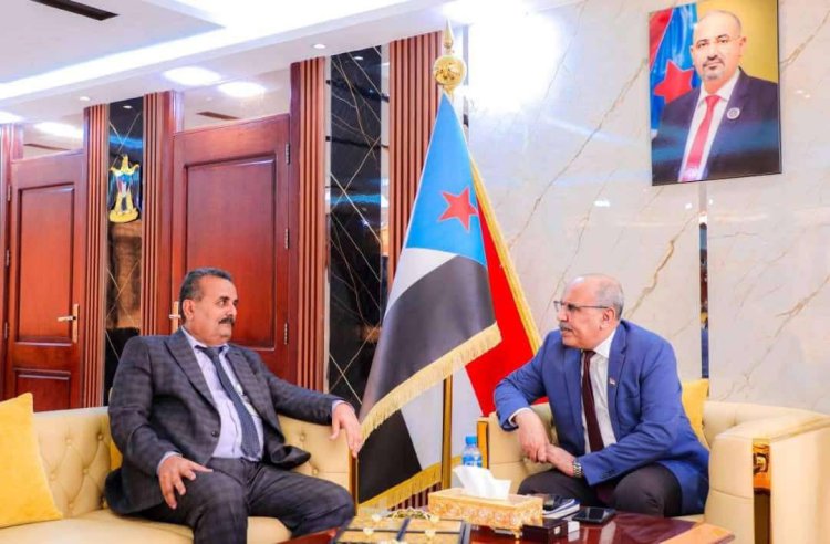 الكثيري يطّلع على أوضاع مطار عدن الدولي ومشاريعه التطويرية