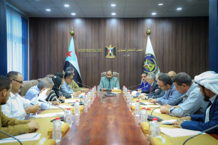 الأمانة العامة تناقش الأوضاع التي خلفها المنخفض الجوي في عدد من محافظات الجنوب