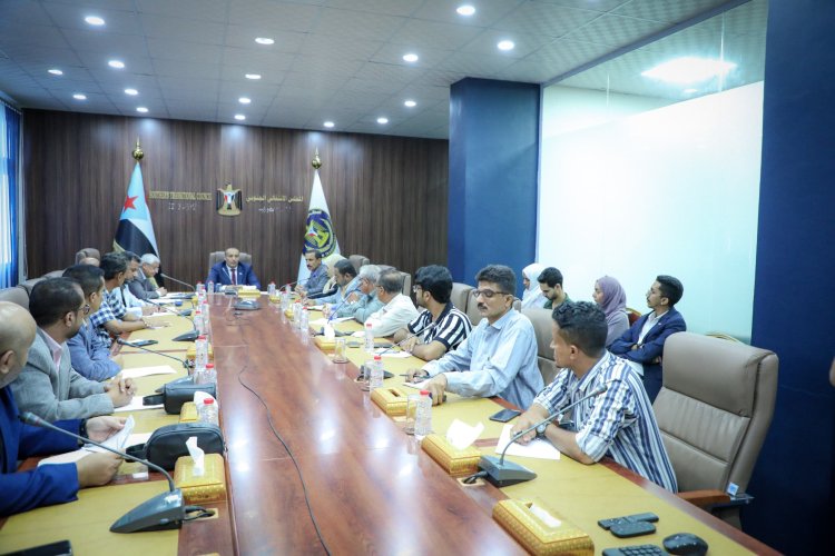 الهيئة السياسية تؤكد أهمية تعزيز الالتفاف حول قيادة المجلس الانتقالي الجنوبي