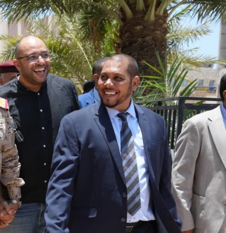 محافظ سقطرى يؤيد قرارات الزُبيدي ويصفها بخطوات استراتيجية لإعادة بناء الجنوب