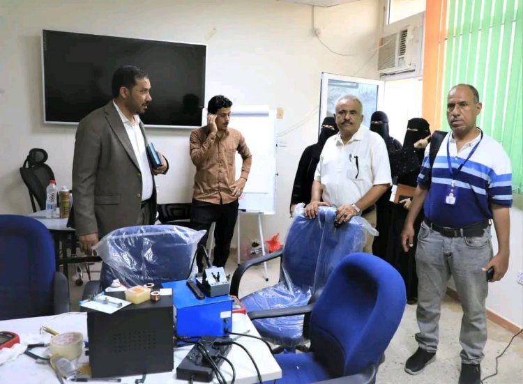 لجنة التعليم الفني تطلع على برامج وأنشطة مركز تدريب وتأهيل الشباب بعدن