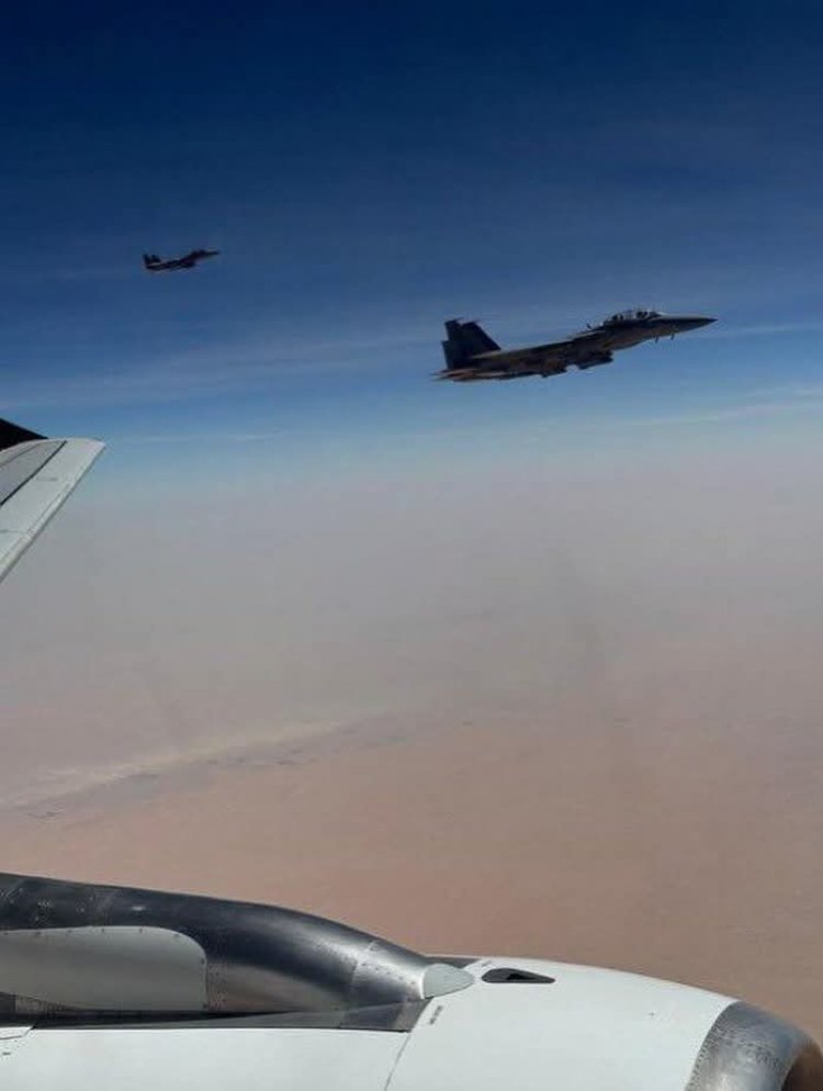  مقاتلات سعودية F-15 ترحب بطائرة رئيس وزراء باكستان في الأجواء