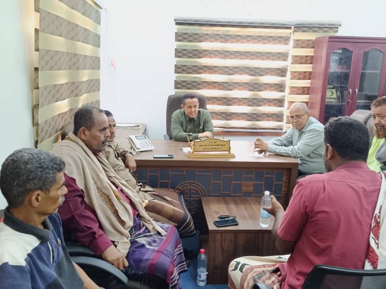 تعاون مشترك بين السلطة المحلية والمجلس الانتقالي لمواجهة آثار السيول في تبن