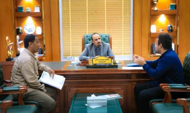 محافظ حضرموت يناقش خطة تطوير مركز الإنذار المبكر لتعزيز قدراته في مواجهة الكوارث والمخاطر المناخية