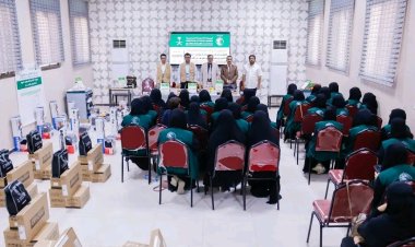 شبوة.. الأمين العام يدشّن تسليم حقائب أدوات المهنة لـ80 امرأة بتمويل مركز الملك سلمان