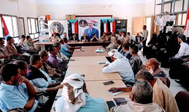 فريق التوجيه والرقابة الرئاسي يعقد لقاءً مشتركاً بالهيئة التنفيذية والسلطة المحلية  في مديرية ردفان الحبيلين