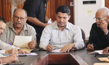 برئاسة الشوبجي.. محلي البريقة يفتح مظاريف ( 5 ) مناقصات لتنفيذ أعمال ضمن مشاريع 2025م بالمديرية