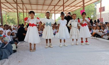 مدرسة "الميثاق" للبنات بمدينة الكود بأبين تحتفي بالذكرى 62 لـثورة الـ 14 من أكتوبر المجيدة