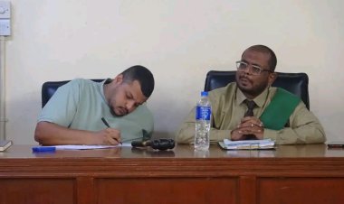 عدن .. محكمة صيرة تحجز قضية واقعة القتل في حي الطويلة للنطق بالحكم الأربعاء القادم