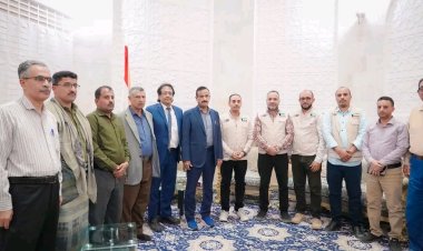 المحافظ بن الوزير يبحث مع وفد الجمعية الكويتية آفاق التعاون التنموي والإنساني بمحافظة شبوة