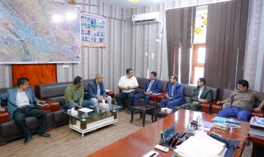 المحافظ بن الوزير يشدّد على أهمية تعزيز التخطيط الحضري ومواكبة التوسع العمراني في مدينة عتق