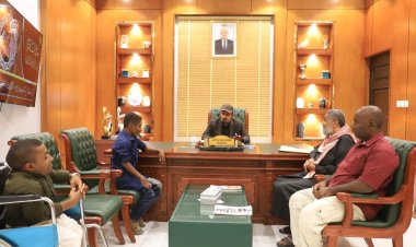 محافظ حضرموت يلتقي قيادة جمعية النهضة ويؤكد الاهتمام بشريحة ذوي الهمم ودراسة إنشاء مبنى لخدمة المناطق النائية