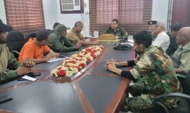 العميد فيصل مثنى يدشّن البرنامج الأمني المكثف لتطوير أداء أقسام شرطة العاصمة عدن